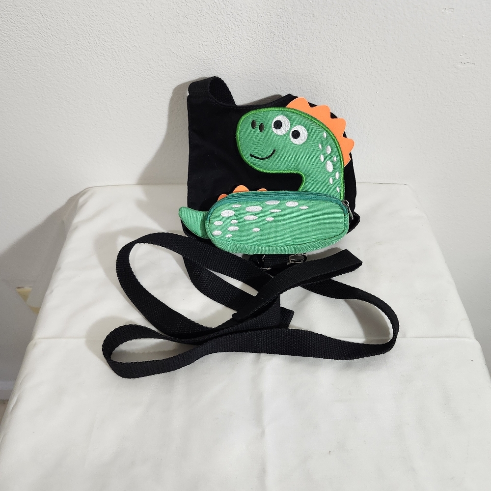 Kids Dinosaur Harness - Green and Black Toddler Leash